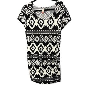 Black & White Aztec Print Shift Dress
